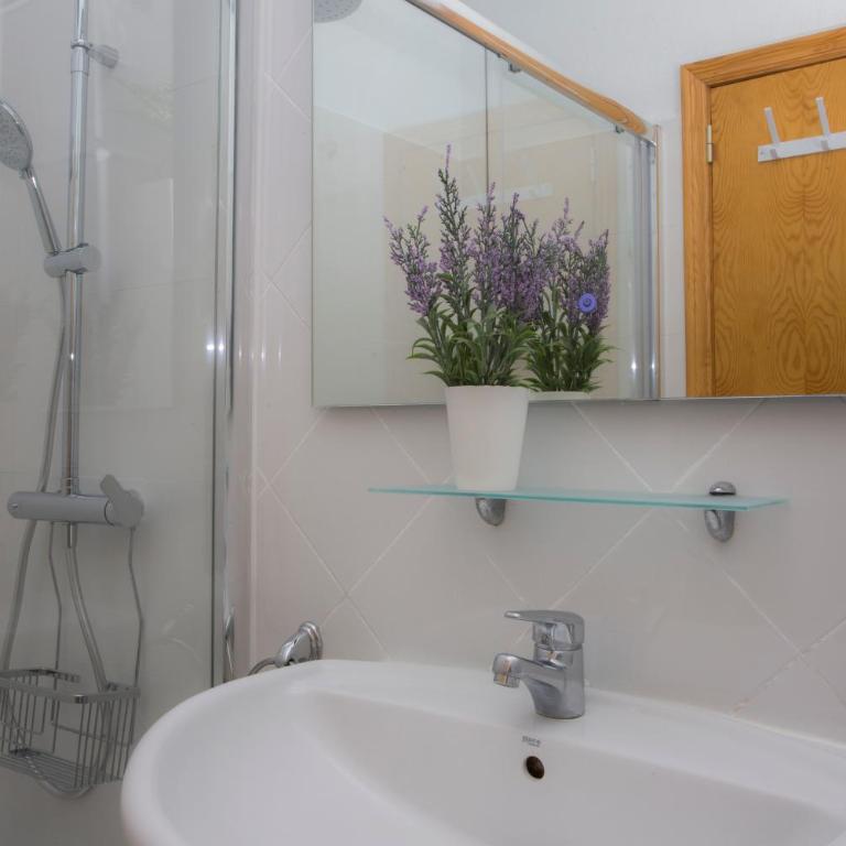 SingularStays Veronica II - Apartment mit 2 Schlafzimmern - 4