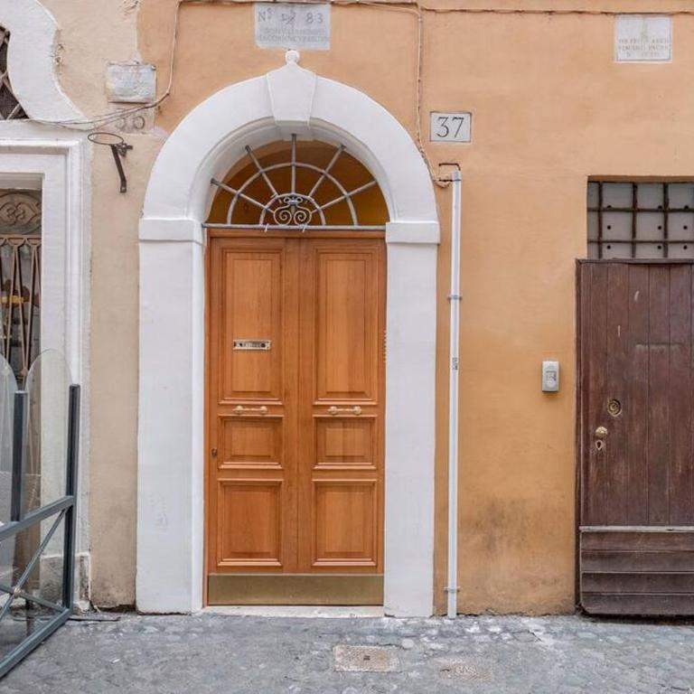 Elegante rifugio in centro storico Roma tra Piazza del Popolo e Piazza di Spagna - Appartamento con 2 Camere da Letto - 32
