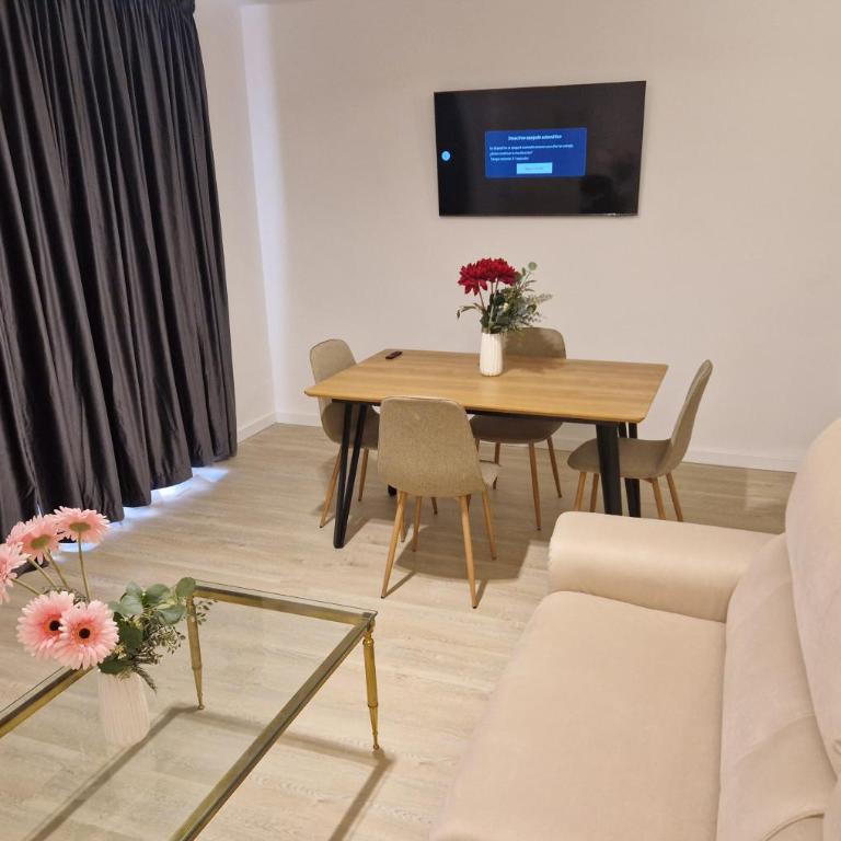 Old Town 1 st floor, near the beach - Three-Bedroom Apartment - 5