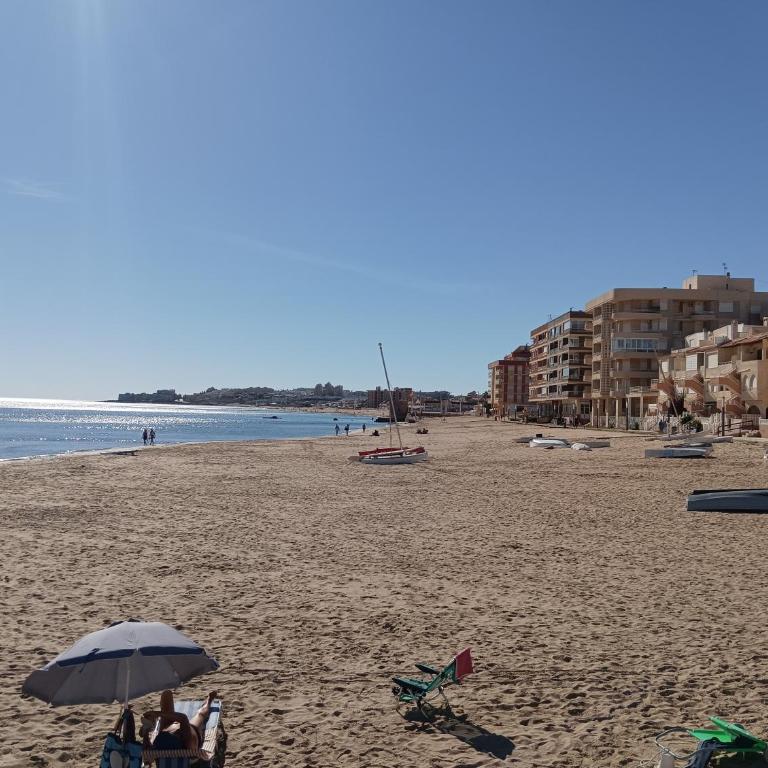Bonito Apartamento 150 m de la playa La Mata - Apartamento de 1 dormitorio - 3