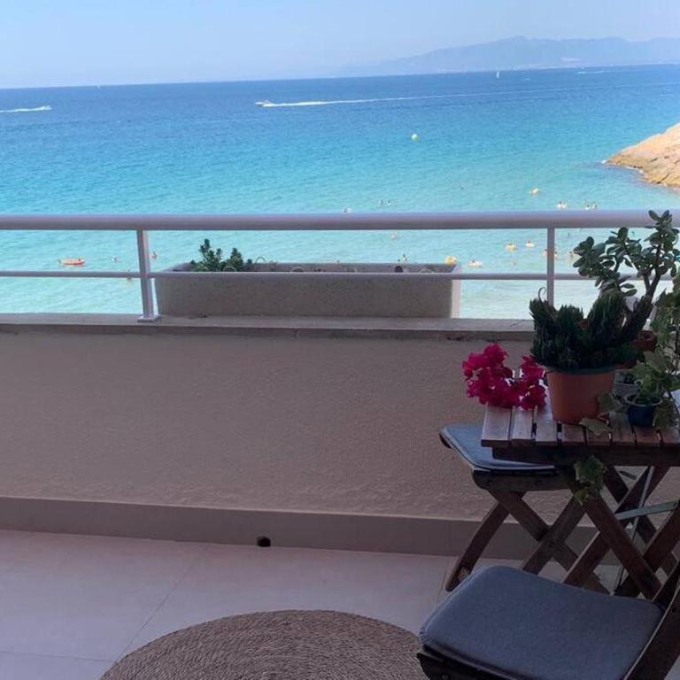 Apartamento sobre el mar - Apartamento con vistas al mar - 1