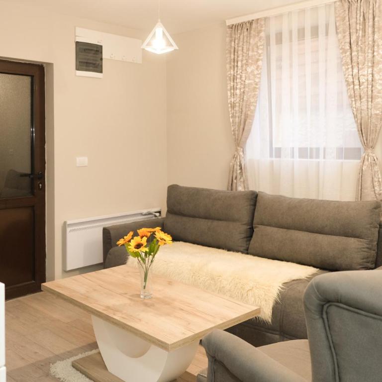 Villa Zagorka and mountain houses A, M, D - Apartment - Ground Floor - 13