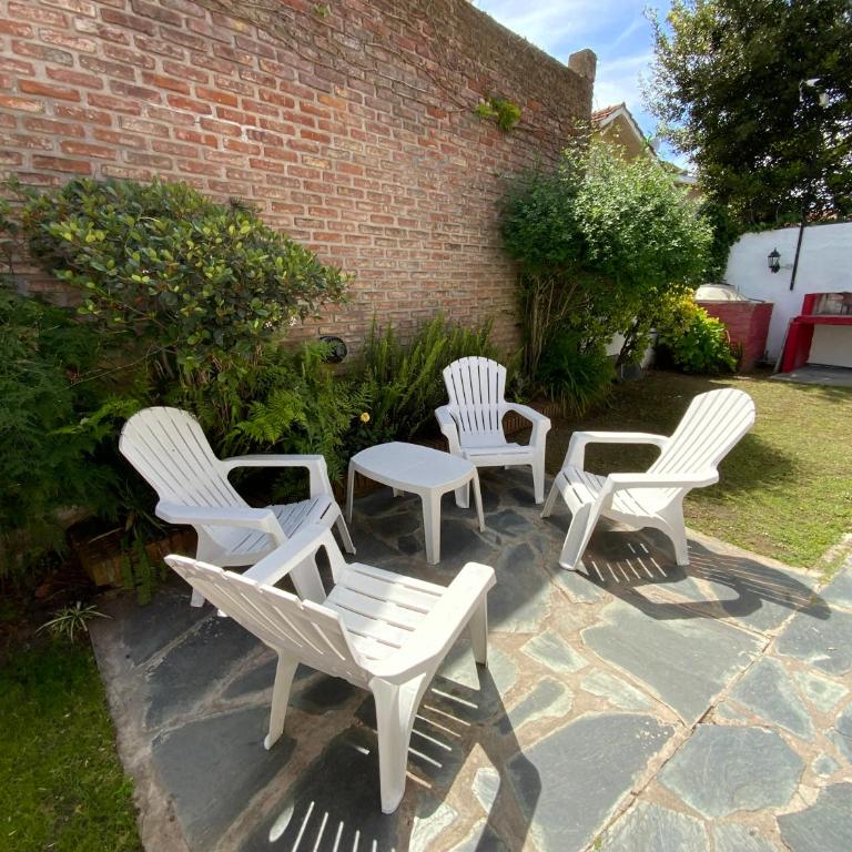 Complejo Quimey No se alquila a jóvenes y se reserva con el 30 porciento del total mediante depósito bancario - Two-Bedroom House - 6
