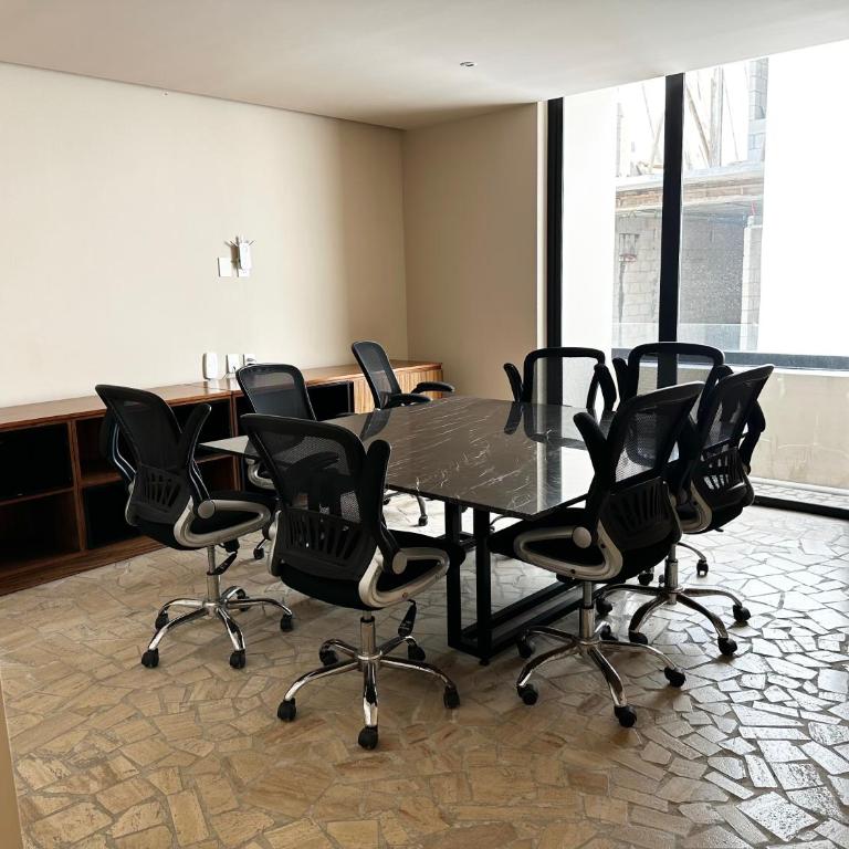 Paseo Luxury House - Two-Bedroom Apartment - 38