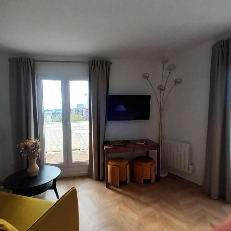 PARIS Balcony TOP FLOOR Room - Appartement 1 Chambre - 11