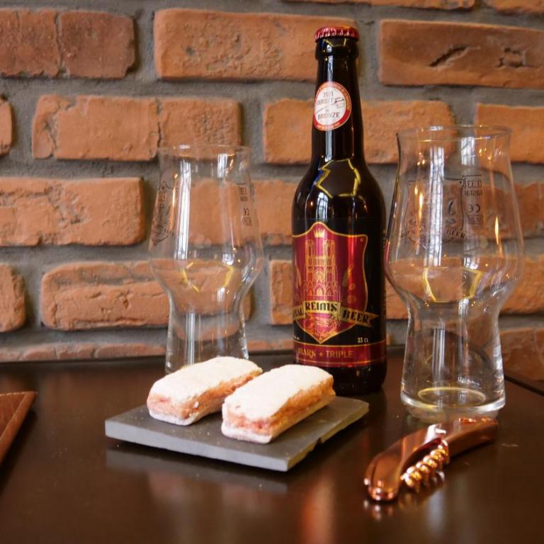 35 SPEAKEASY - Ambiance PUB Anglais Centre Ville avec Parking - Appartement 1 Chambre - 34