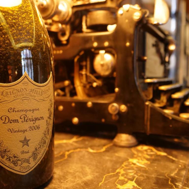 35 SPEAKEASY - Ambiance PUB Anglais Centre Ville avec Parking - Appartement 1 Chambre - 37