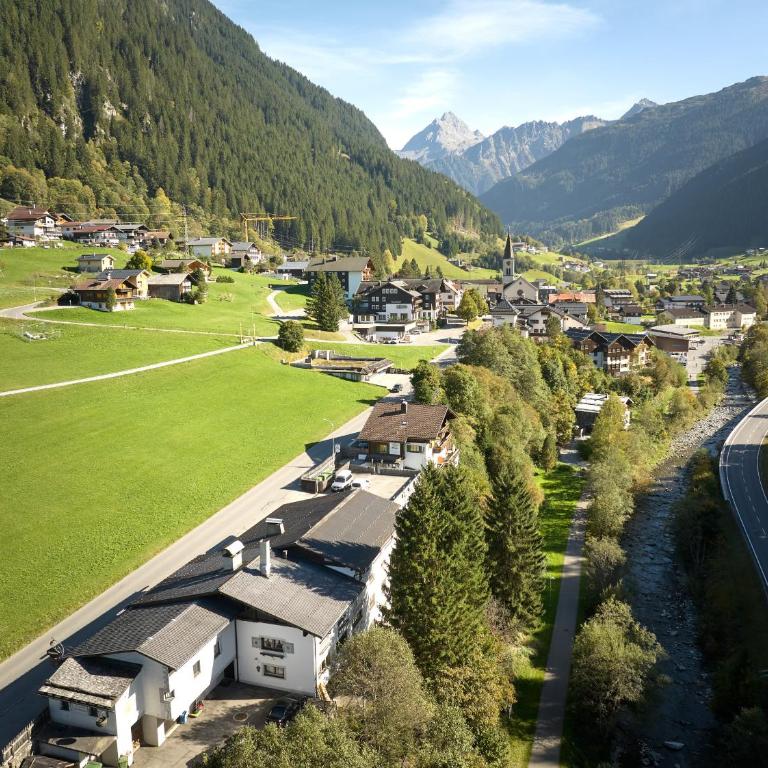 Alt Montafon Hotel Appartements - Apartment mit Bergblick B - 12