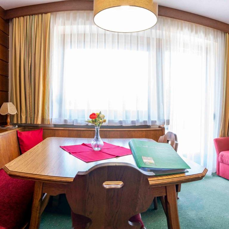 Ferienwohnungen Monja und Dietmar Thöni - Apartment 1 - 5