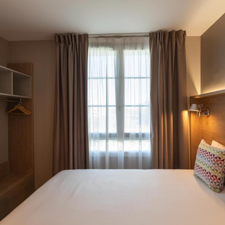 Campanile PRIME - Caen Centre Gare - Chambre Double Standard - 3