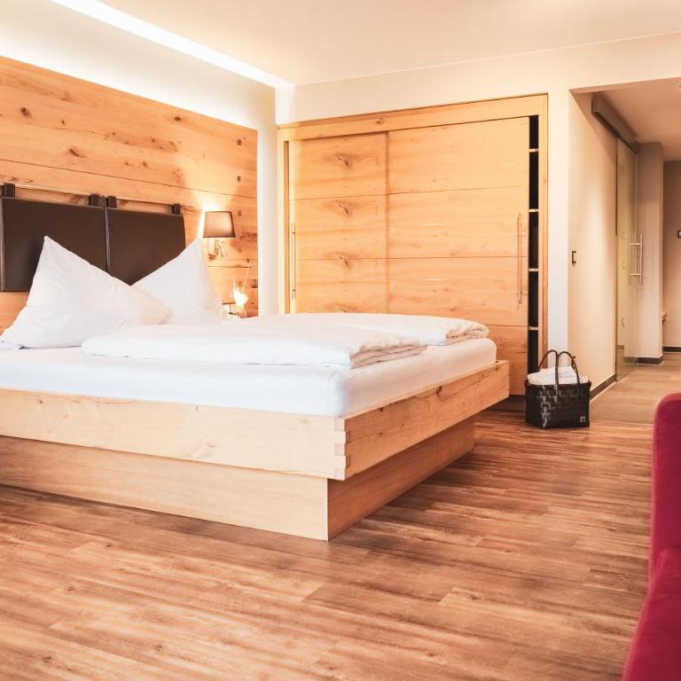 PANORAMA Allgäu Spa Resort - Junior Suite mit Balkon - 1