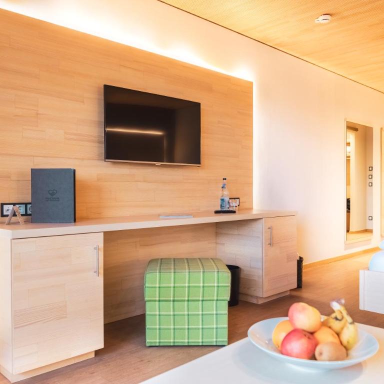 PANORAMA Allgäu Spa Resort - Junior Suite mit Balkon - 2