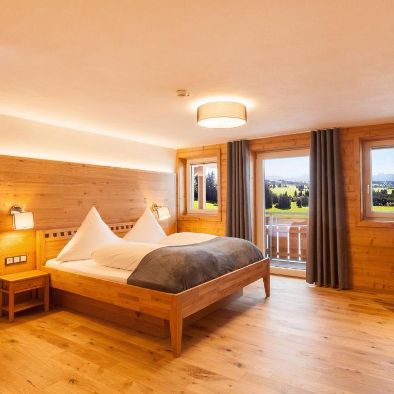 PANORAMA Allgäu Spa Resort - Doppelzimmer mit Balkon - 3