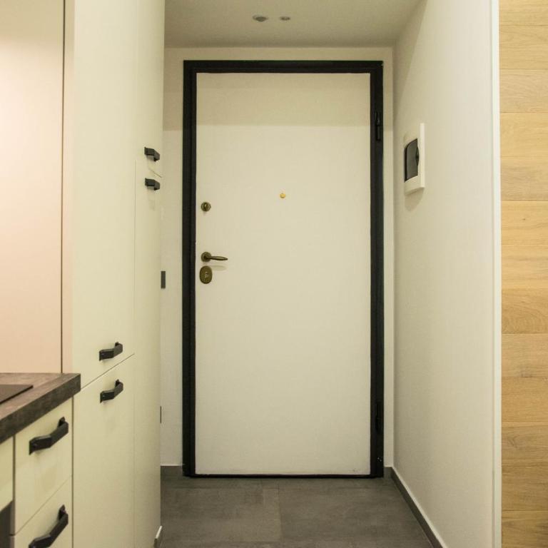 GuestHost - Largo Leopardi Modern Apartment - Monolocale - 18