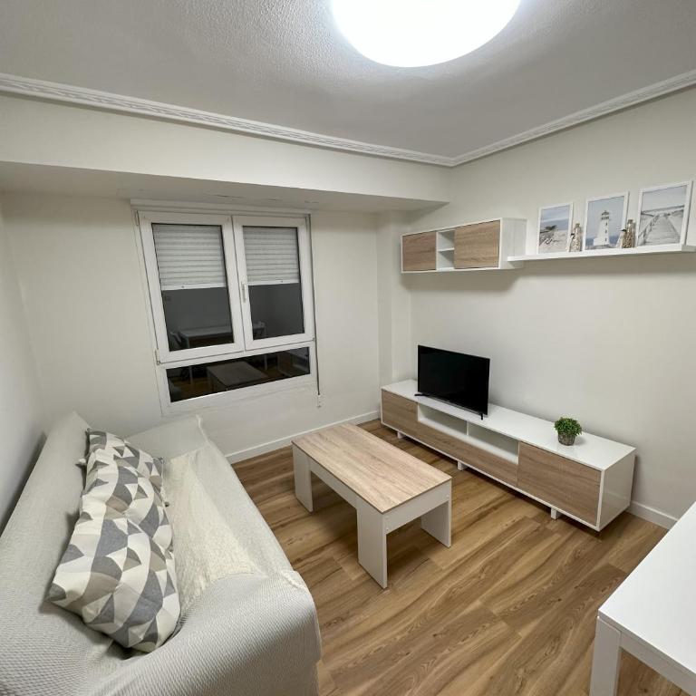 Piso en el centro de Gijon VUT5062AS - Apartamento de 3 dormitorios - 4