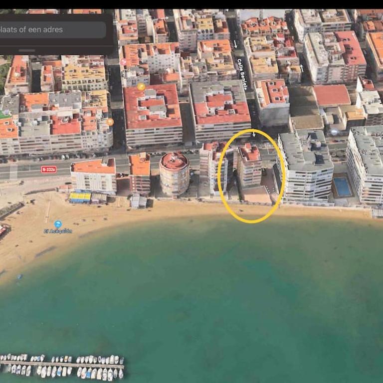 Ruim appartement aan het strand met 4 slaapkamers - Apartment - 1