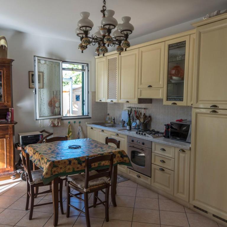 Casa Tiziana con ampio patio e parcheggio riservato - Appartamento con 2 Camere da Letto - 7