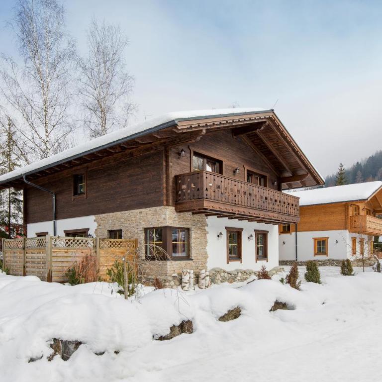Das Dorf in der Stadt - Exklusives Chalet mit 5 Schlafzimmern, Balkon und Terrasse B - 5