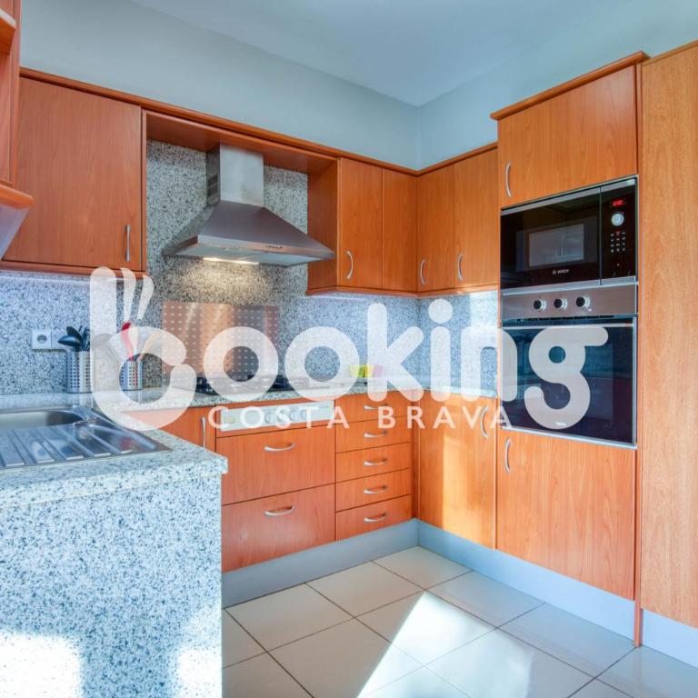 Soleado - apartament amb gran terrassa al centre de Platja d'Aro, amb parking i piscina comunitària - Apartamento - 28
