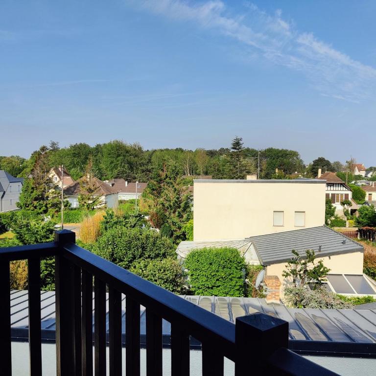 Bel appartement refait à neuf, calme et ensoleillé - Apartamento de 1 dormitorio - 17