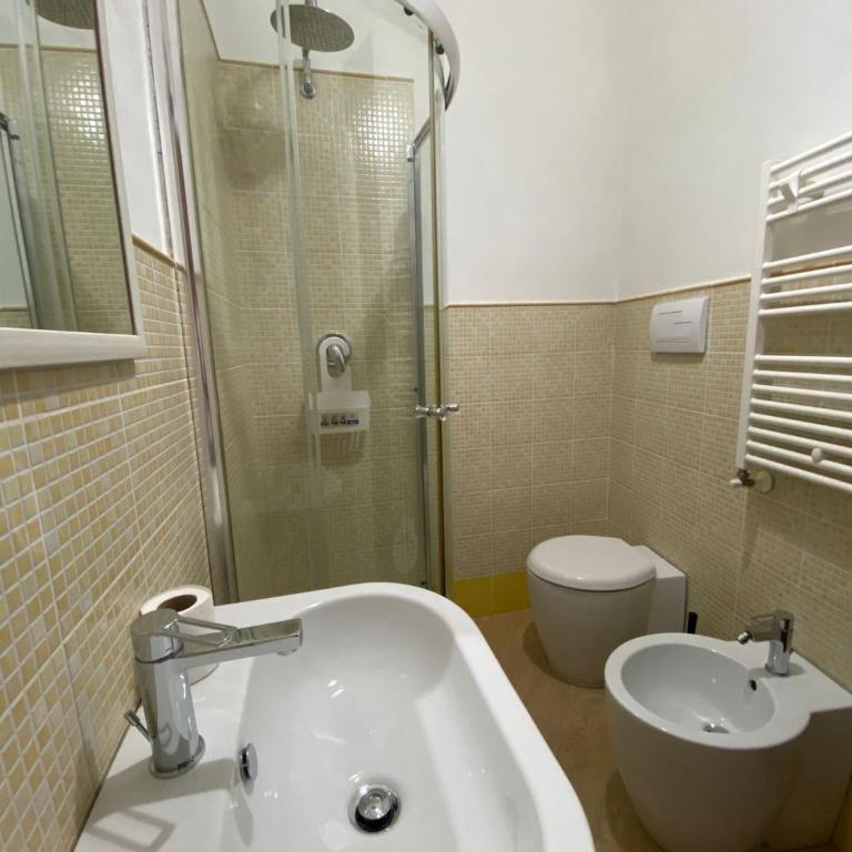 Manu's House B&B - Superior Zimmer mit Queensize-Bett - 2