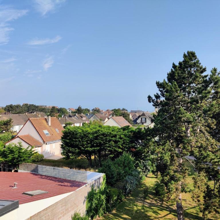 Bel appartement refait à neuf, calme et ensoleillé - Apartamento de 1 dormitorio - 18