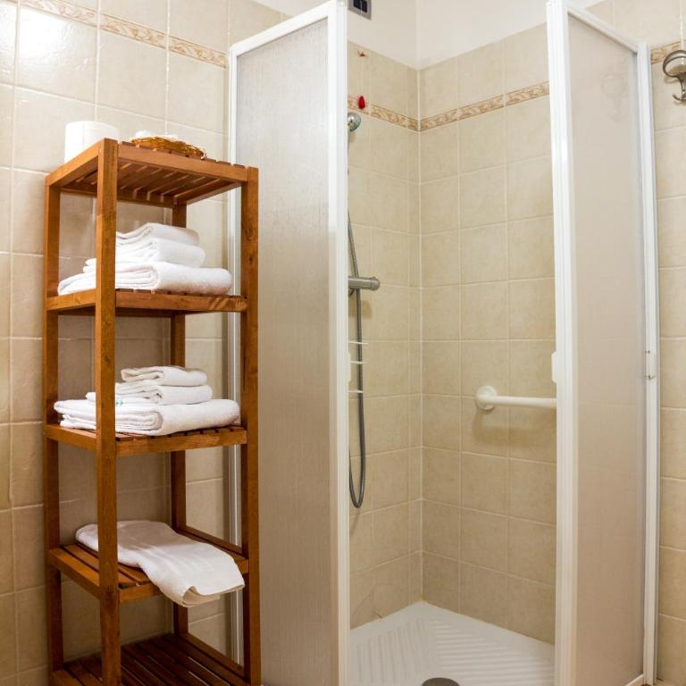 Albergo Punta Zerbion - Dreibettzimmer - 3