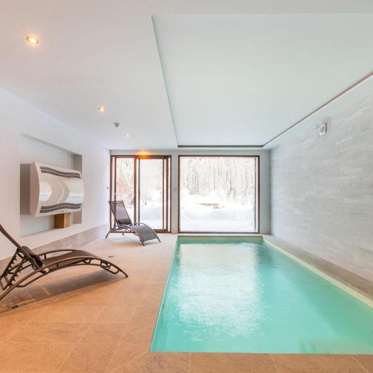 Chalet in Champagny by Ski Slopes - Chalet Supérieur - 1