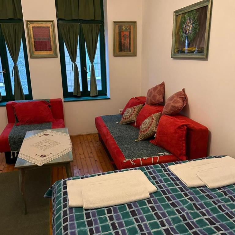 Guesthouse Hurma Rooms - Komfor Trokrevetna Soba - 8