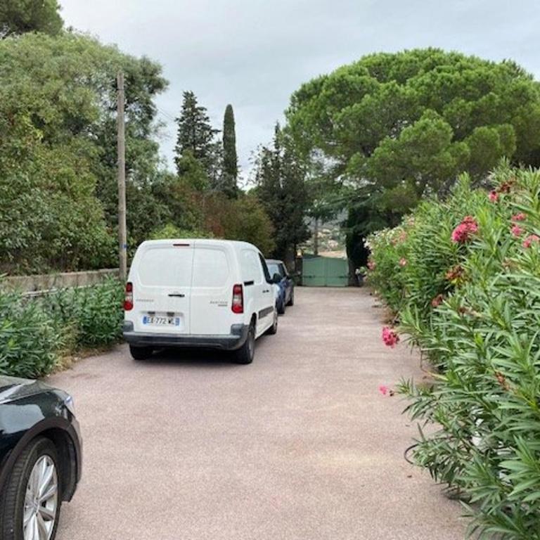 Sainte Maxime Sémaphore : Haut de Villa T4, Piscine, Terrasse, Clim, Proche Mer - FR-1-226-531 - Apartment - 7