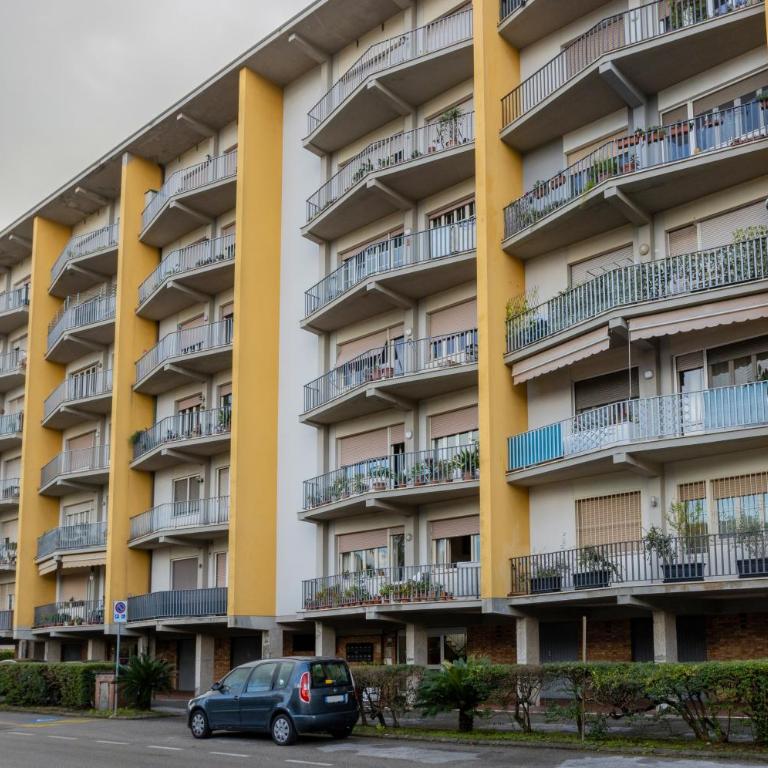 GuestHost - Lucca Roomy Apartment with Balcony and Parking! - Appartamento con 1 Camera da Letto - 20