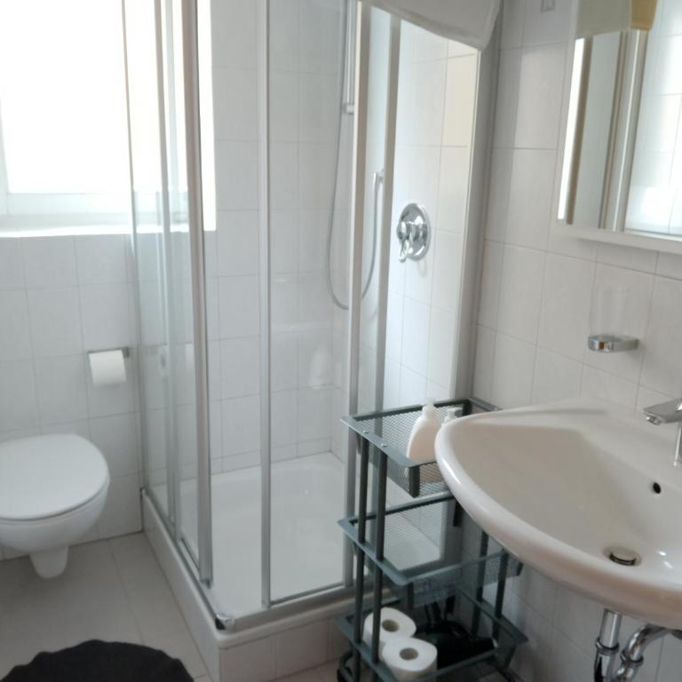 Garni Hattlerhof B&B - Camera Familiare con Balcone - 1