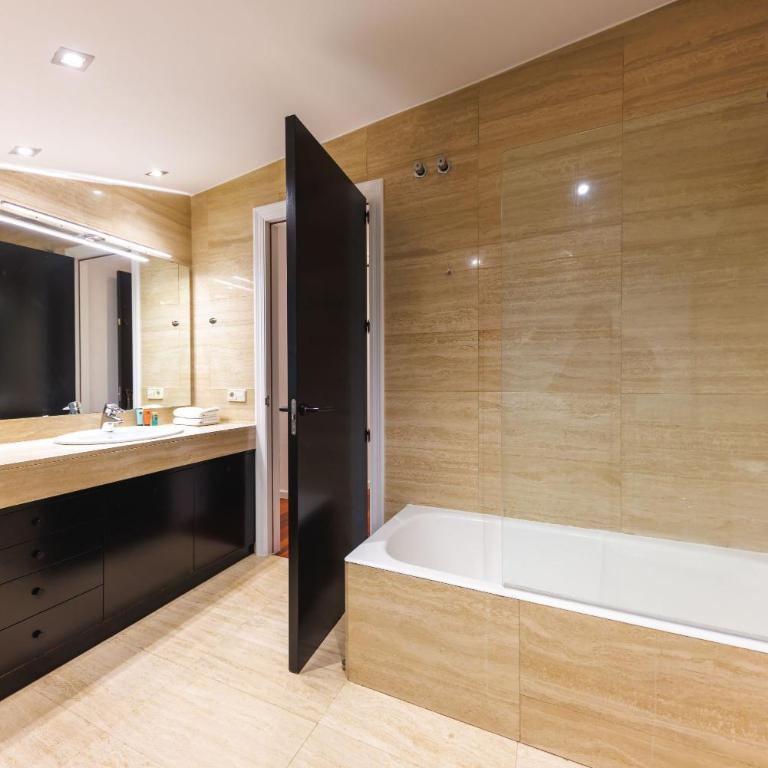 Bravissimo Cort Reial Palau, Duplex penthouse - Apartamento Ático - 26