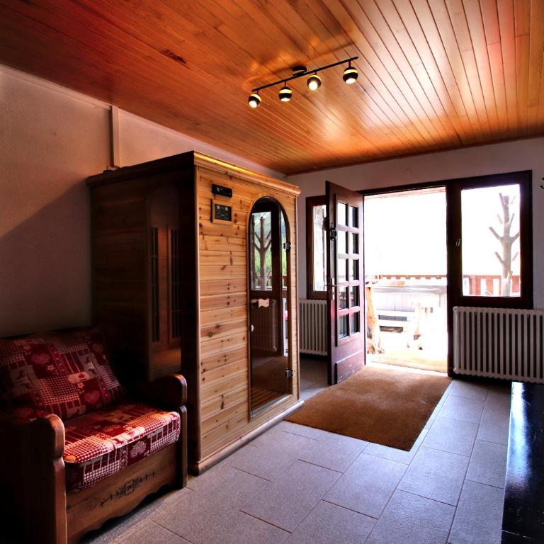 Spacious Chalet 16/18 Guests w/Slope View, Jacuzzi et Sauna - Chalet - 6