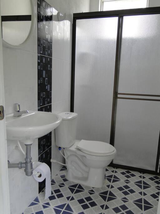 Casa con Piscina Privada en Tocaima - Four-Bedroom Vacation Home - 36