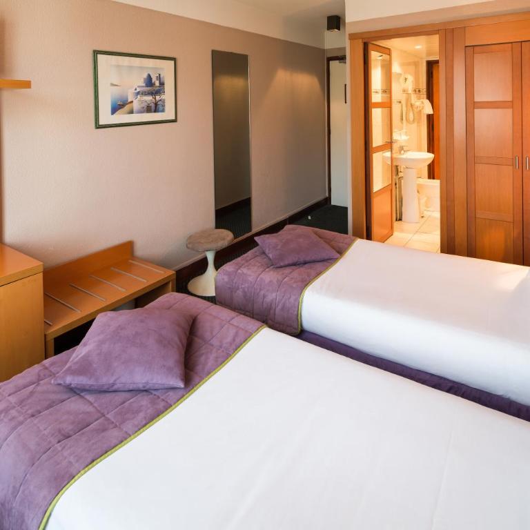 Hôtel Christina Lourdes - Chambre Double ou Lits Jumeaux - 7