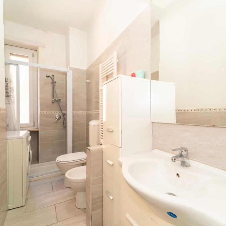 Casa vacanza Torino brevi sog. - Appartamento con 1 Camera da Letto - 12