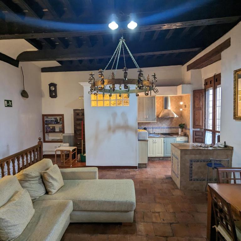 AT Casa de Alfonso VIII - Apartamento de 3 dormitorios - 19