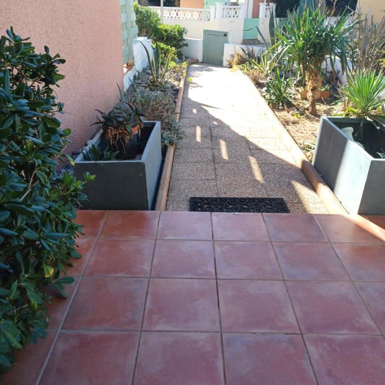 Charmante villa dans village naturiste - Villa 2 Chambres - 6