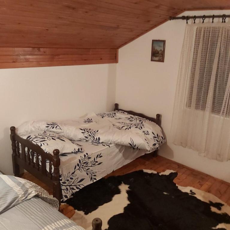 Vikendica Pale - Two-Bedroom House - 21