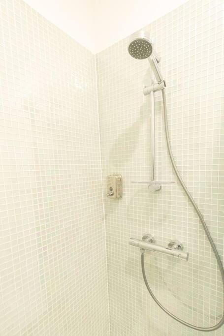 Immeuble L'aristocrate - Le Nuage - Bd Carnot - Appartement 1 Chambre - 14