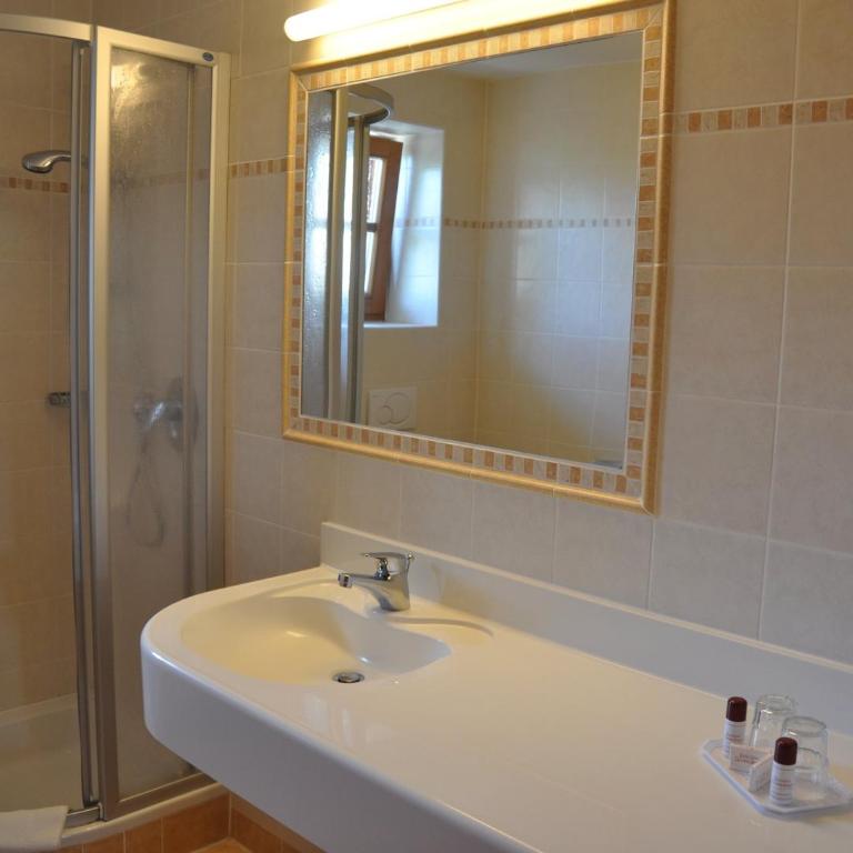 Pension Schmidinger - Doppelzimmer - 14