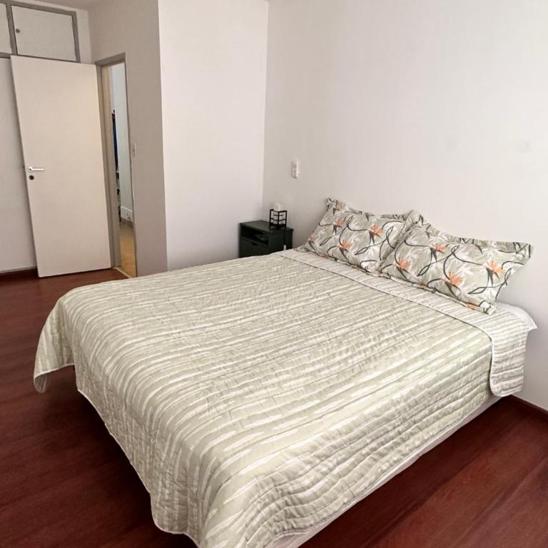 Refugio Urbano - One-Bedroom Apartment - 5