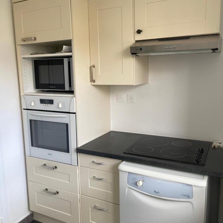 Equipé confort calme Métro 10 mn de Paris - Appartamento con 2 Camere da Letto - 6