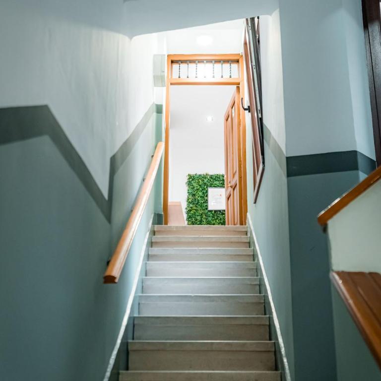- Apartamento Familiar - QH Casa de los Colores - Three-Bedroom Apartment - 34