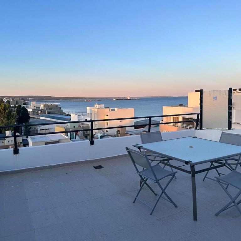 Departamento frente al mar. Terraza y cochera privadas. Parrilla. - Apartamento de 1 dormitorio - 1