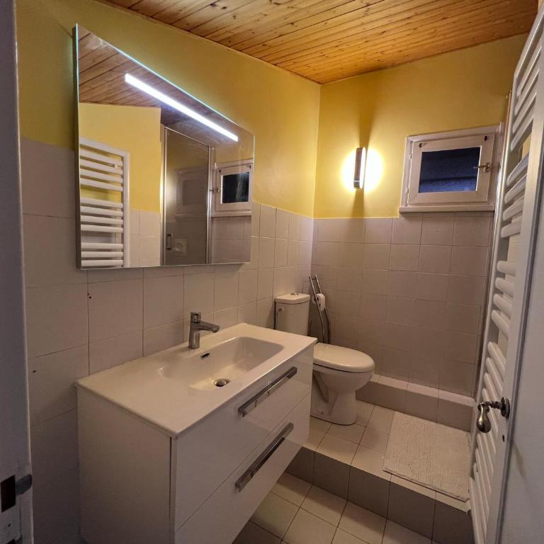 Charmant appart 2 ch avec balcon et wifi à La Clusaz - FR-1-437-108 - Appartement - 13