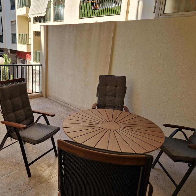 Old Town 1 st floor, near the beach - Three-Bedroom Apartment - 30
