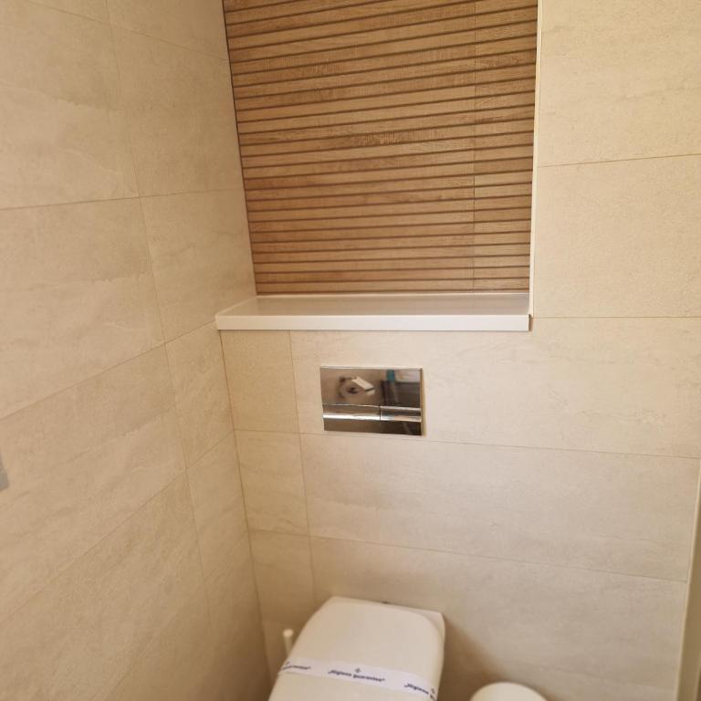 Old Town 1 st floor, near the beach - Three-Bedroom Apartment - 20