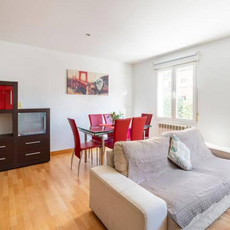 MUI Pamplona - Two-Bedroom Apartment - 4